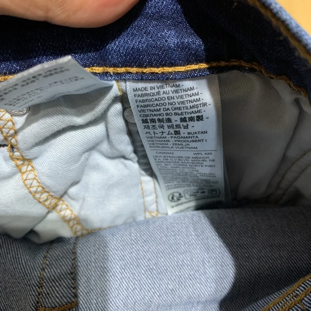 Levis levi 513